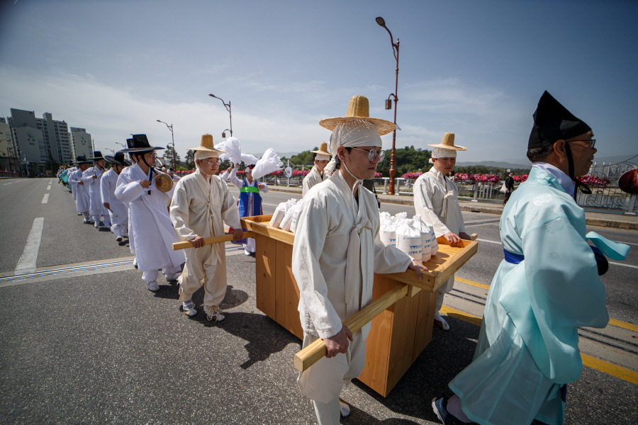 [크기변환]신주빚기 (3).jpg